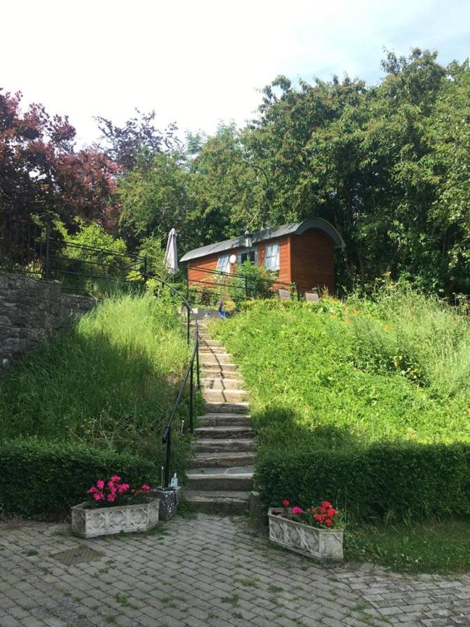 Hawthorn Hut Kilkenny Glamping At Jenkinstown House Hotel Jenkinstown Park Exterior photo
