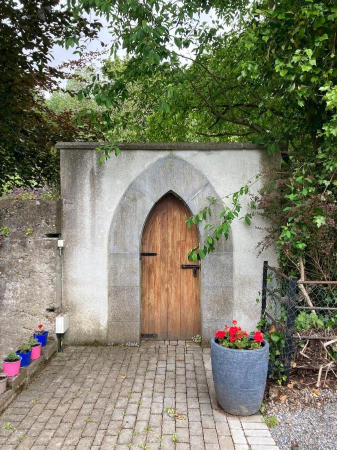 Hawthorn Hut Kilkenny Glamping At Jenkinstown House Hotel Jenkinstown Park Exterior photo